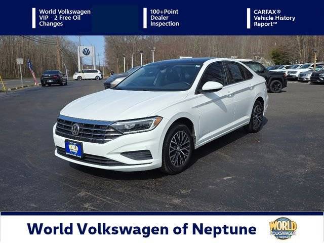 2019 Volkswagen Jetta SEL FWD photo