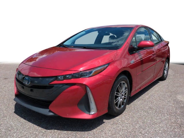 2018 Toyota Prius Prime Premium FWD photo