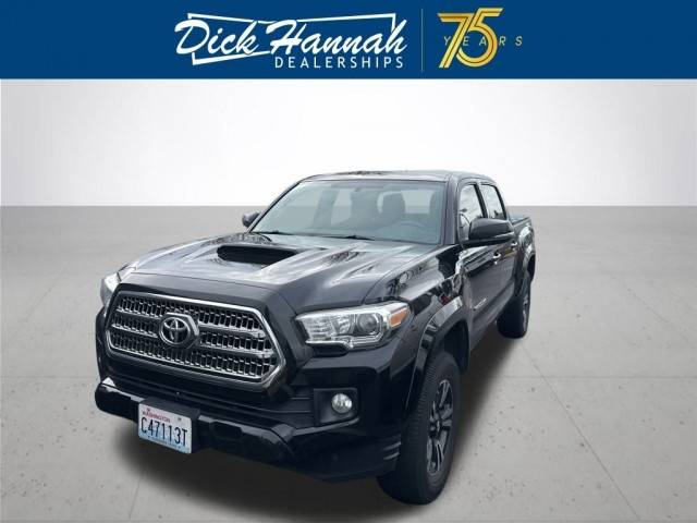 2017 Toyota Tacoma TRD Sport 4WD photo