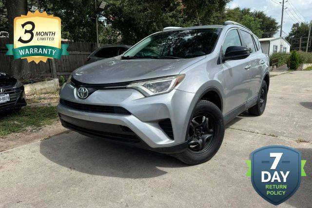 2016 Toyota RAV4 LE FWD photo