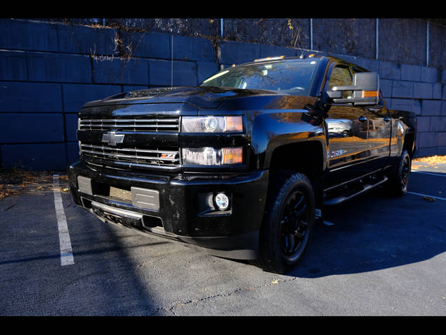 2019 Chevrolet Silverado 2500HD LTZ 4WD photo