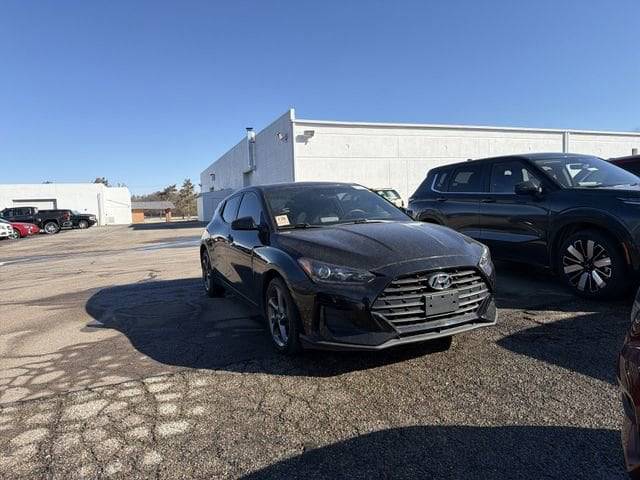 2019 Hyundai Veloster 2.0 FWD photo