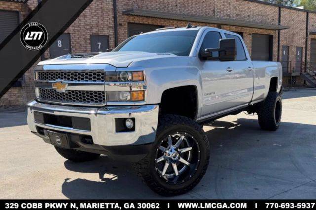 2019 Chevrolet Silverado 2500HD LT 4WD photo