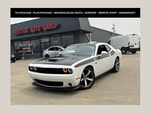 2019 Dodge Challenger R/T RWD photo