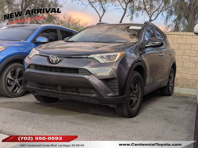 2018 Toyota RAV4 LE FWD photo