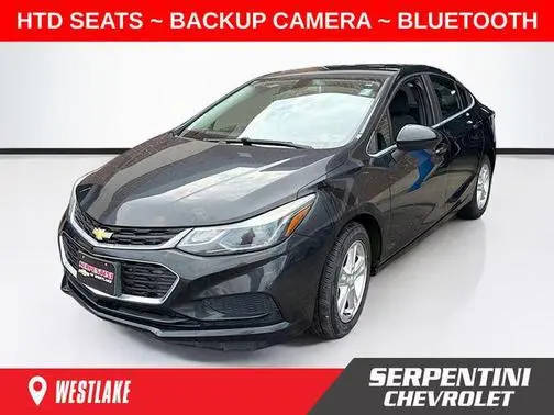 2017 Chevrolet Cruze LT FWD photo