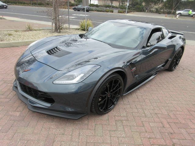 2019 Chevrolet Corvette Grand Sport 2LT RWD photo