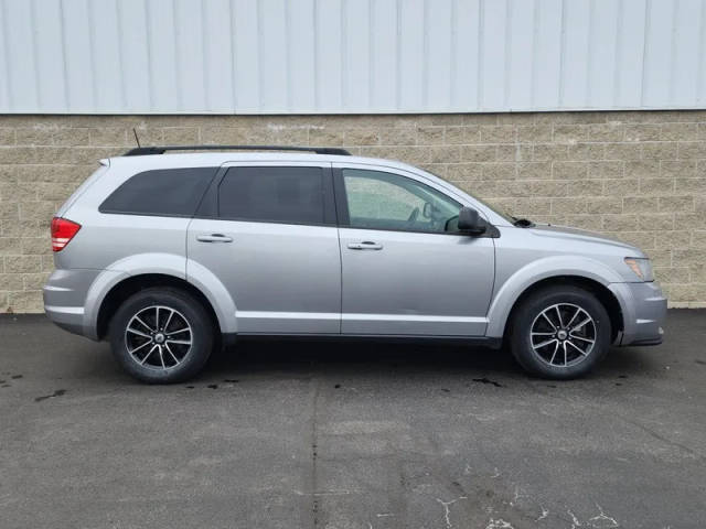 2018 Dodge Journey SE FWD photo