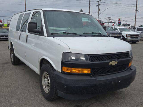 2018 Chevrolet Express Cargo  RWD photo