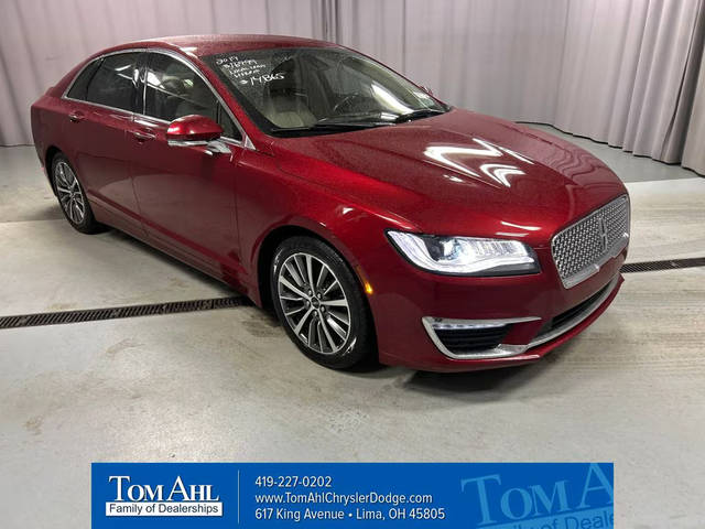 2019 Lincoln MKZ Hybrid Standard FWD photo