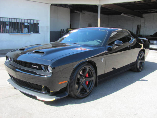 2019 Dodge Challenger SRT Hellcat RWD photo