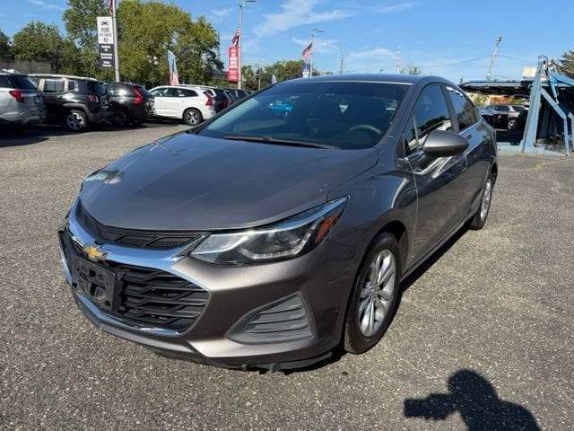 2019 Chevrolet Cruze LT FWD photo