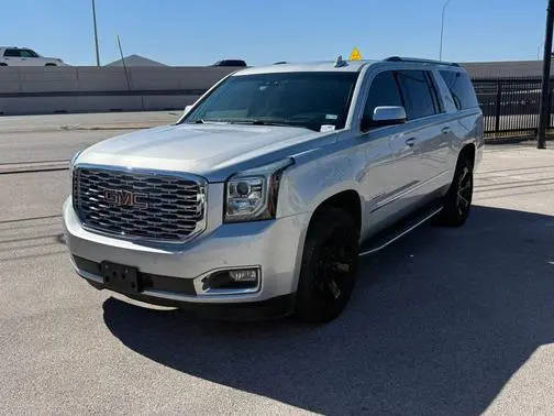 2019 GMC Yukon XL Denali RWD photo