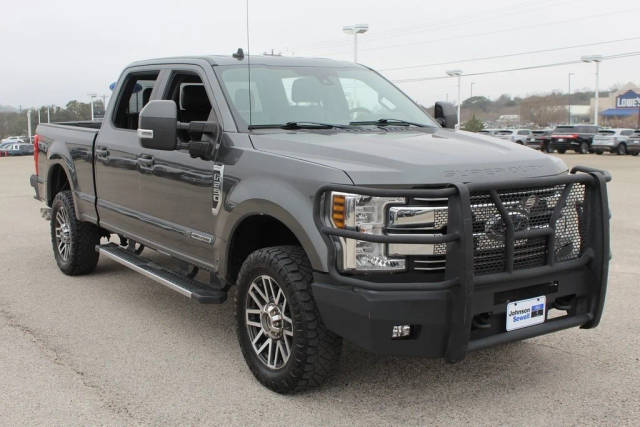 2019 Ford F-250 Super Duty LARIAT 4WD photo