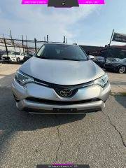 2018 Toyota RAV4 XLE AWD photo