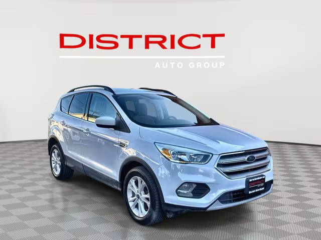 2018 Ford Escape SE FWD photo