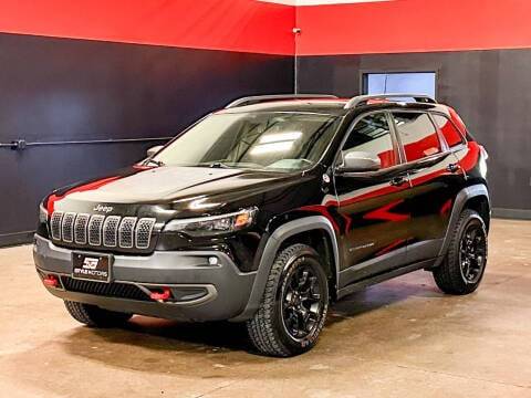 2019 Jeep Cherokee Trailhawk 4WD photo