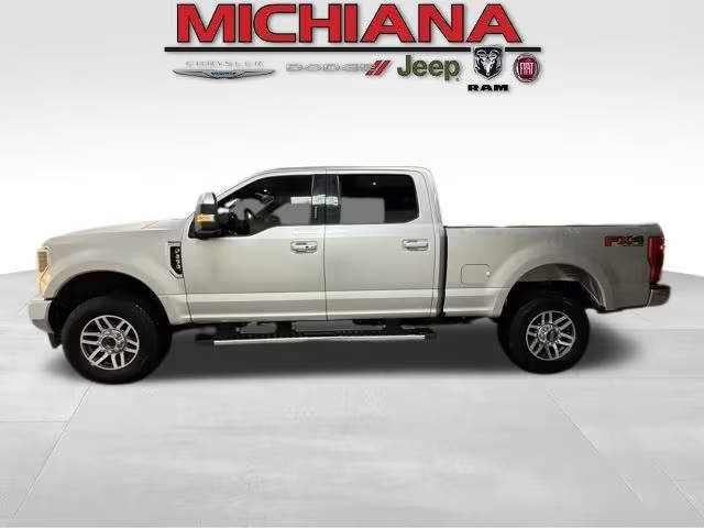 2019 Ford F-250 Super Duty LARIAT 4WD photo