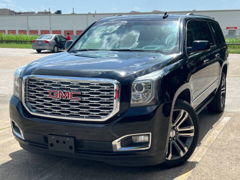 2019 GMC Yukon XL Denali RWD photo