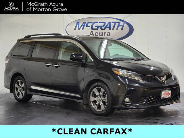 2019 Toyota Sienna SE AWD photo