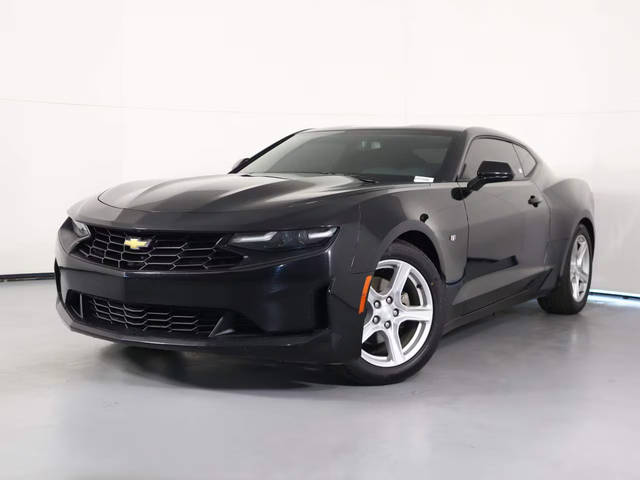 2019 Chevrolet Camaro 1LT RWD photo