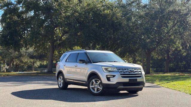 2018 Ford Explorer XLT FWD photo