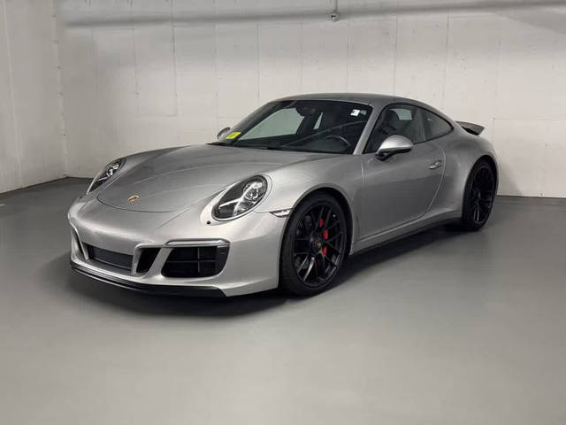 2018 Porsche 911 Carrera GTS RWD photo