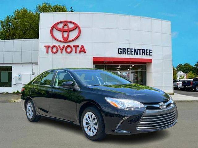 2016 Toyota Camry LE FWD photo