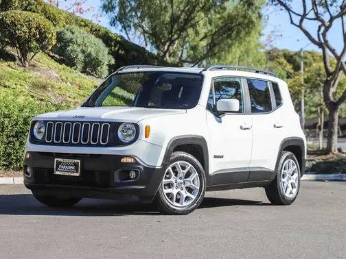 2018 Jeep Renegade Latitude FWD photo