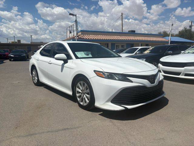 2019 Toyota Camry LE FWD photo