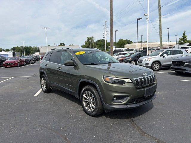 2019 Jeep Cherokee Latitude Plus 4WD photo