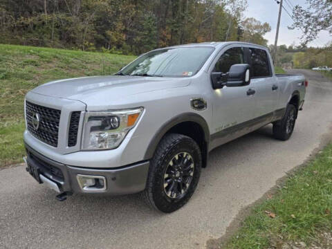2018 Nissan Titan XD PRO-4X 4WD photo