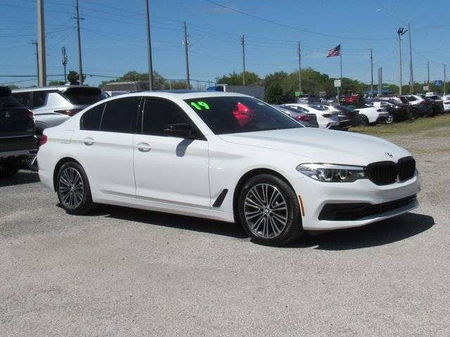 2019 BMW 5 Series 540i RWD photo