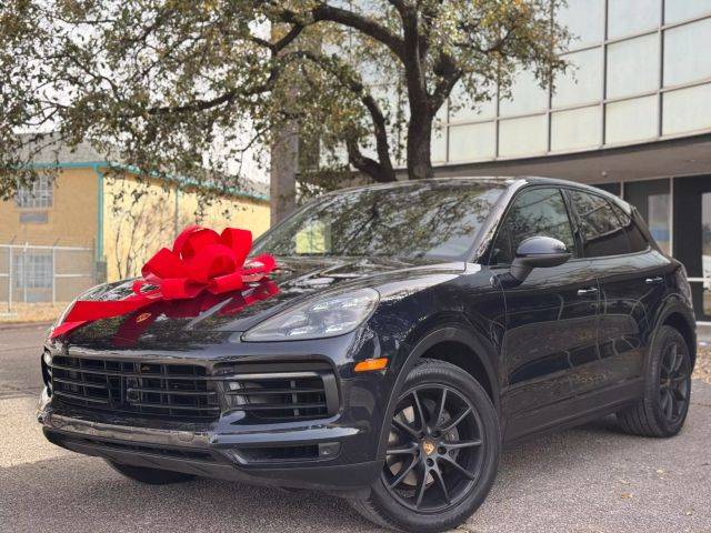 2019 Porsche Cayenne  AWD photo
