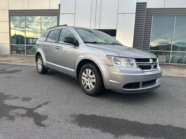 2018 Dodge Journey SE FWD photo