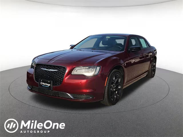 2019 Chrysler 300 Touring RWD photo