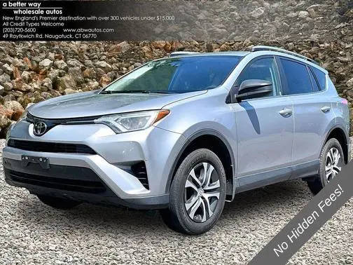 2018 Toyota RAV4 LE AWD photo