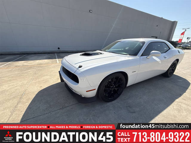 2019 Dodge Challenger R/T RWD photo