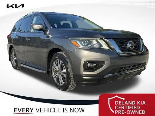 2019 Nissan Pathfinder SL FWD photo