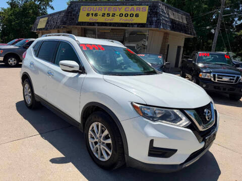 2017 Nissan Rogue SV AWD photo