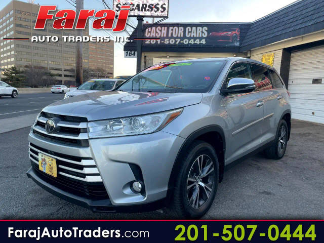 2019 Toyota Highlander LE Plus AWD photo