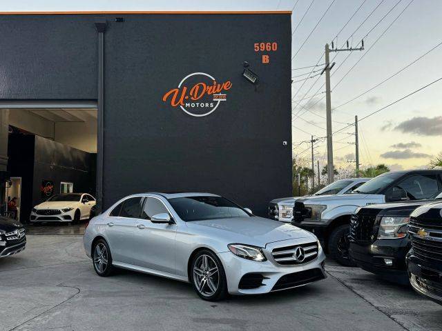 2019 Mercedes-Benz E-Class E 300 RWD photo