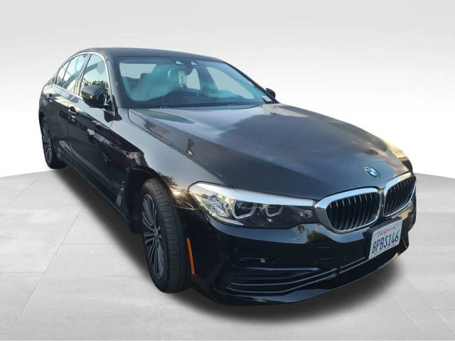 2019 BMW 5 Series 530e iPerformance RWD photo