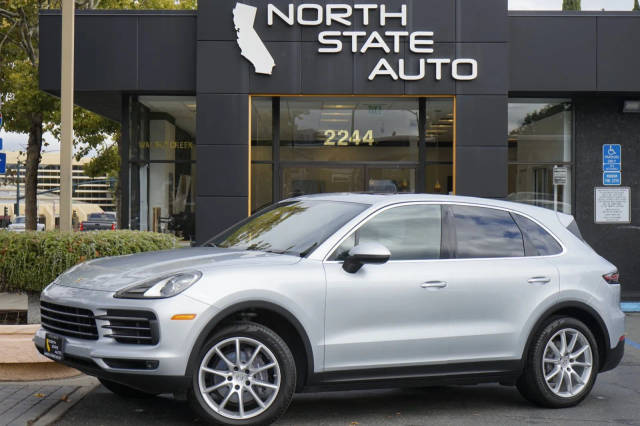 2019 Porsche Cayenne  AWD photo