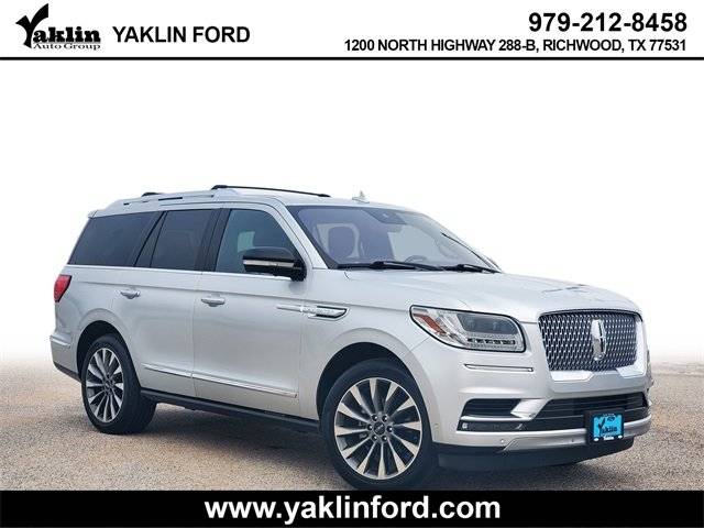 2019 Lincoln Navigator Select RWD photo