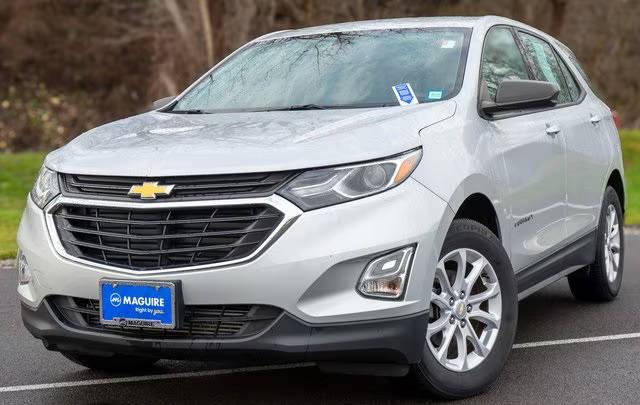 2019 Chevrolet Equinox LS AWD photo