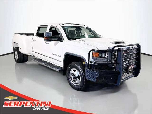 2019 GMC Sierra 3500HD Denali 4WD photo
