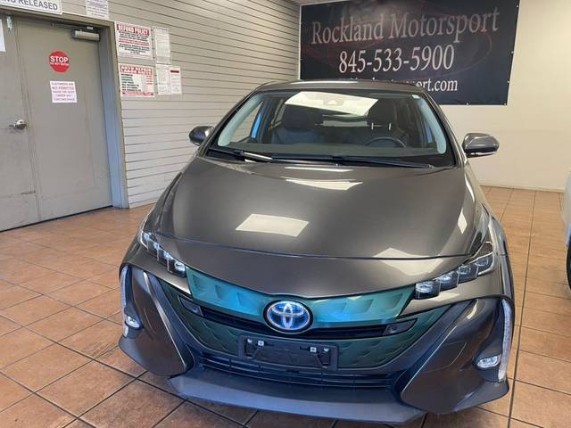 2018 Toyota Prius Prime Advanced FWD photo