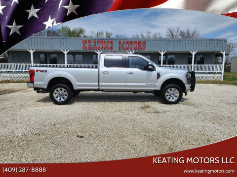 2019 Ford F-350 Super Duty Platinum 4WD photo