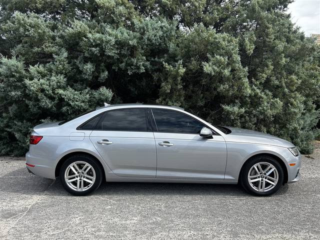 2017 Audi A4 Premium AWD photo